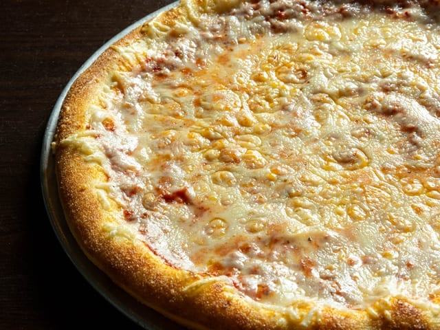 23" Vegan Pizza.