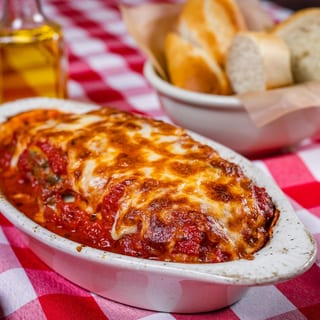 Homemade Lasagna Meat & Cheese