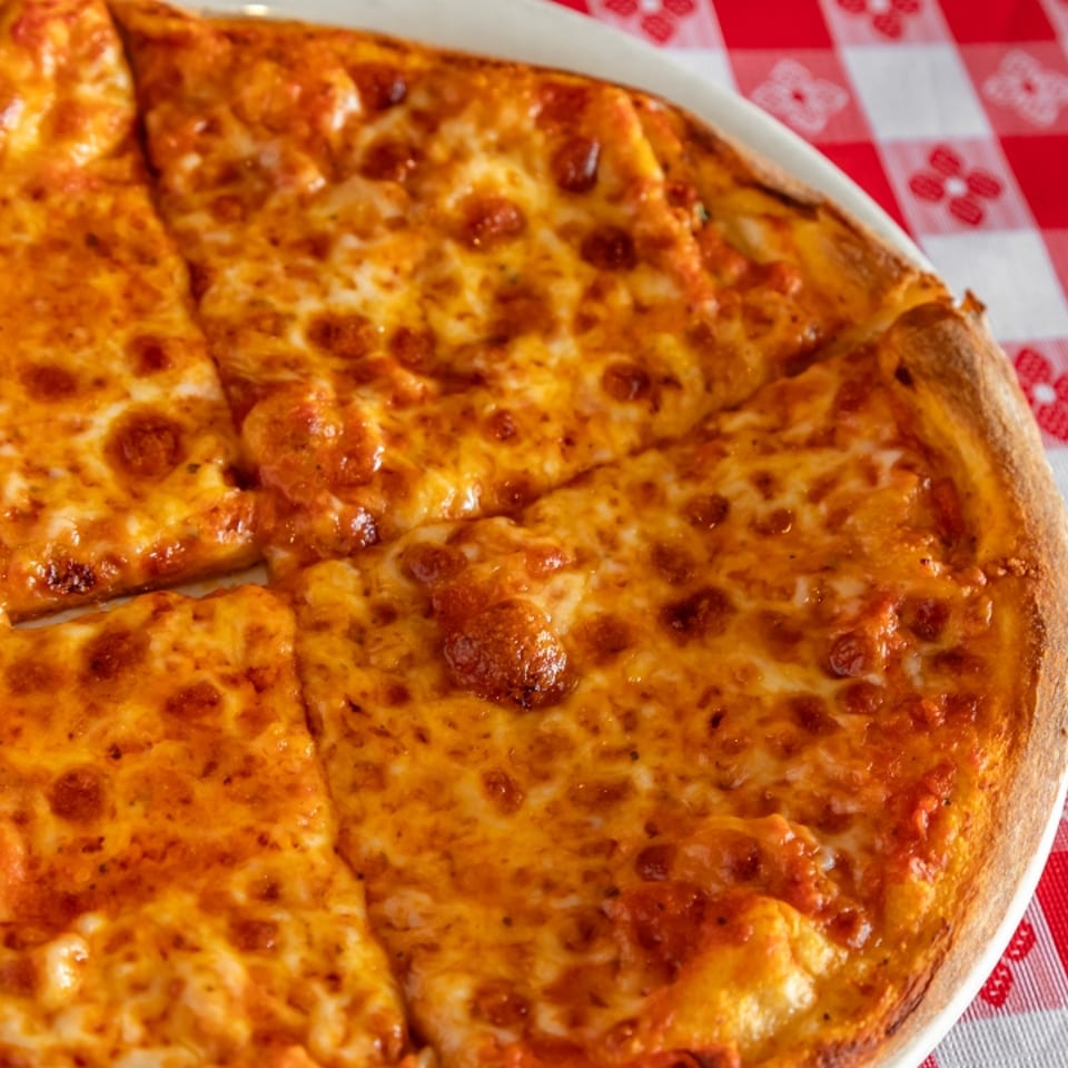 Delicious Cheese Pizza Options